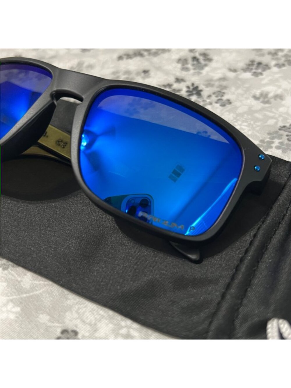 Oakley Sunglasses Holbrook Sapphire Iridium Prizm Polarized 9102 ✨️ NEW✨️ - Picture 3 of 12